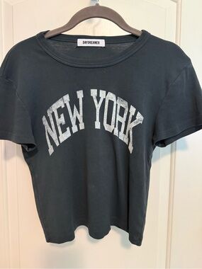 Daydreamer Charcoal Short Sleeve New York Graphic Tee- Size Small